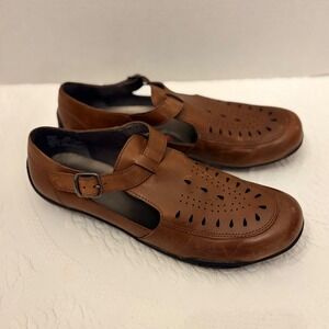 Ros Hommerson Womens 10N Cameo Brown Leather Perforated Mary Jane Flats Narrow